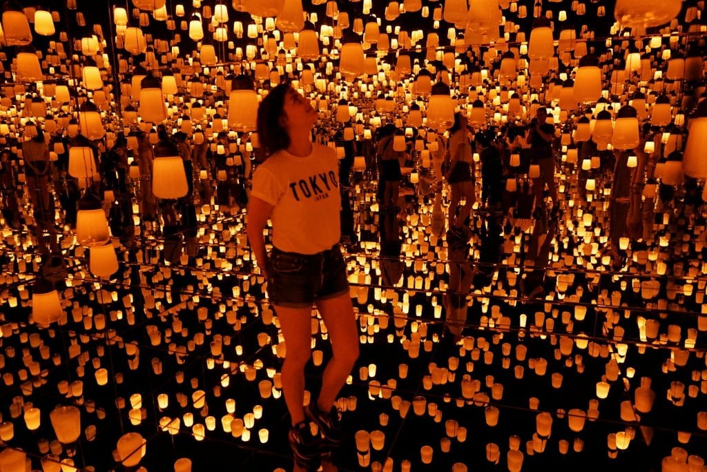 teamLab Borderless Tokyo: Forest of Resonating Lamps