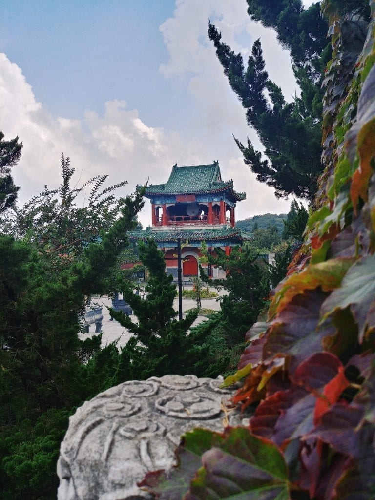 chinesischer Tempel auf dem Tianmen Mountain