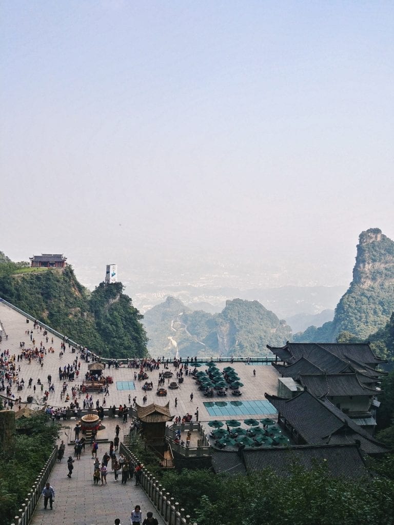 Blick ins Tal von der Tianmen Cave