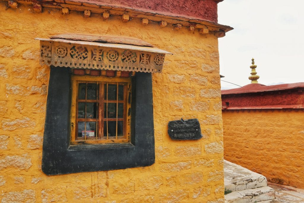 Mönchsunterkünfte der Drepung Monastery