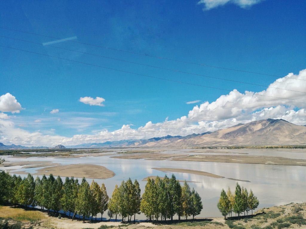 Autofahrt nach Shigatse