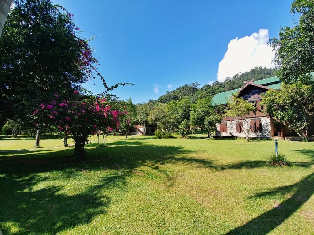 Frauendorm in der Wat Pa Tam Wua Forest Monastery