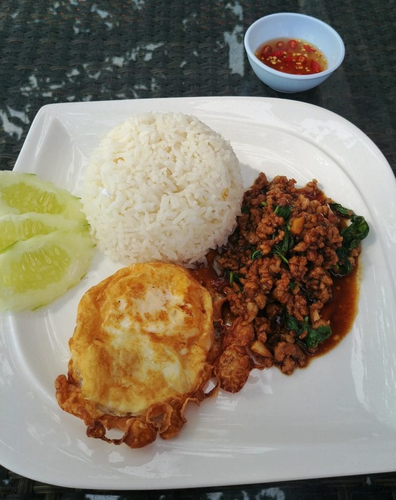 Pad Krapao im Sun & Soul Whitesandy Beach Koh Chang