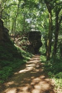 Hinkelsteine auf Rureifel-Wanderung