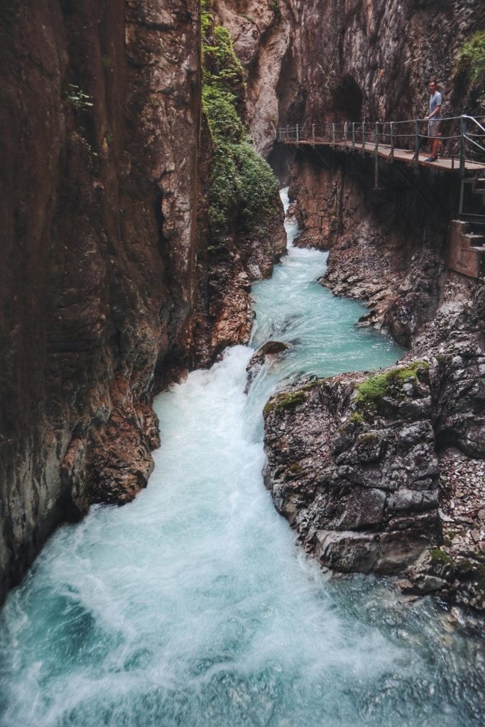 Leutaschklamm Wasserfallsteig tosendes Wasser