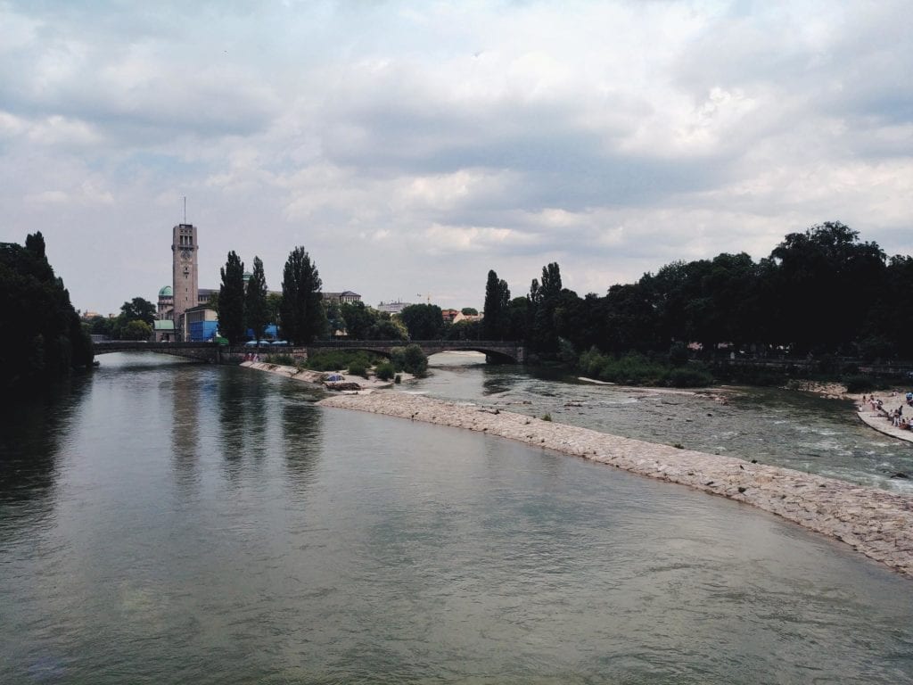 München Isar Blick von Reichenbachbrücke