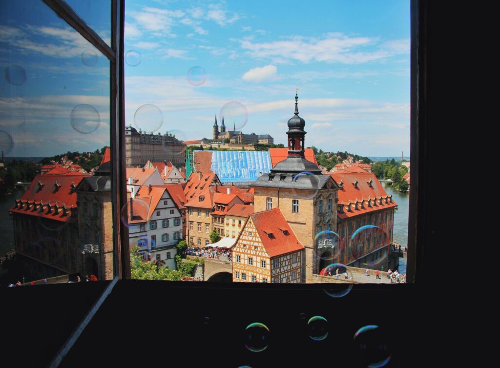 Kurzurlaub Bamberg_Blick auf Bamberg Altstadt und Altes Rathaus