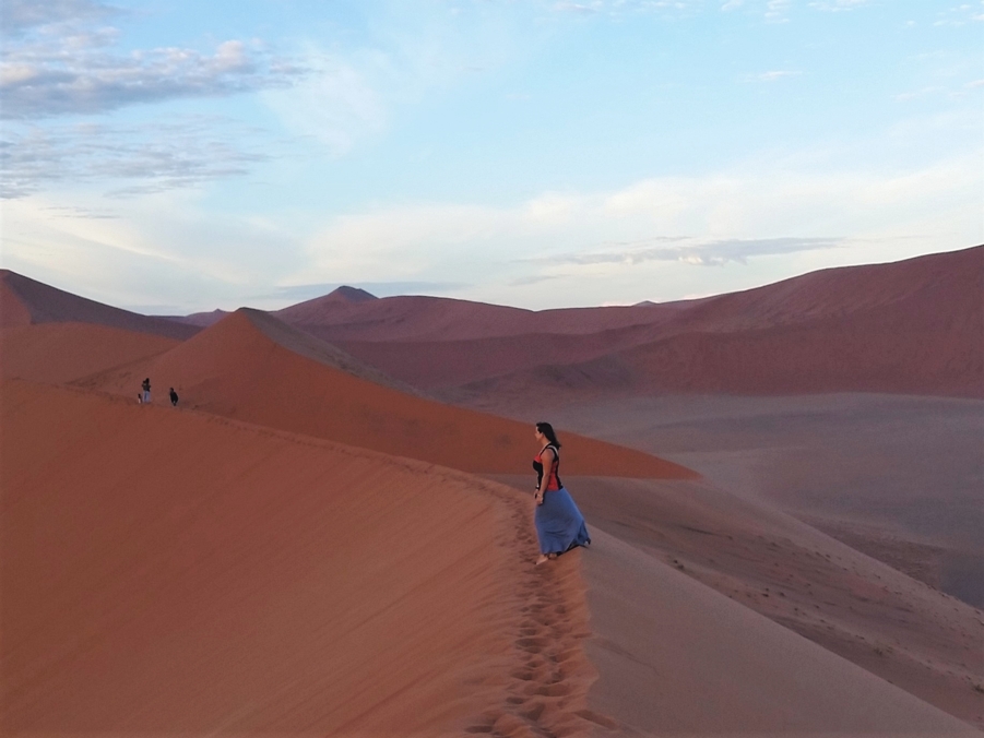 Miriam_Nordkap nach Südkap_Allein reisen als Frau in Afrika_Sossusvlei in Namibia